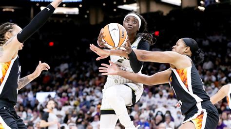 fox sports wnba score.